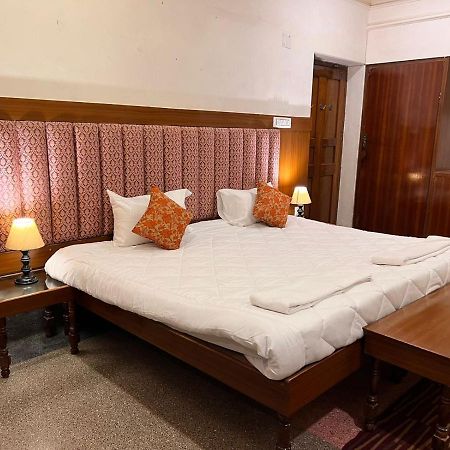Aavaa Shanti Niwas Varanasi Exterior foto